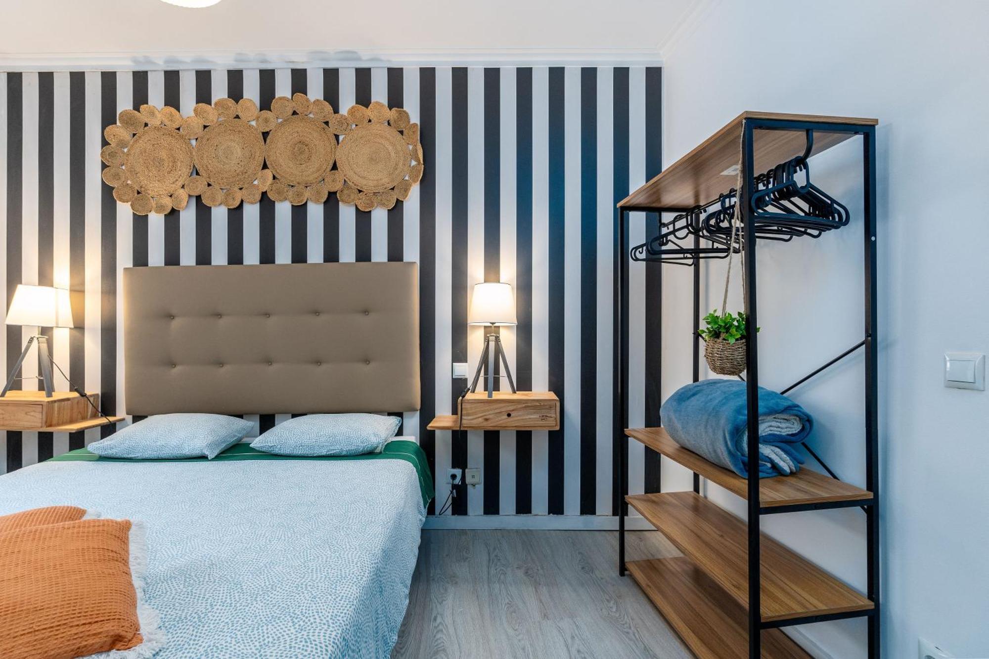 Renov Nov24 Clerigos Premium With Self Check In Apartment Porto Exterior photo