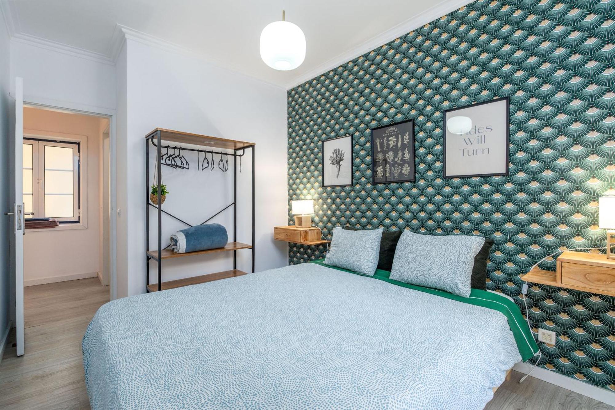 Renov Nov24 Clerigos Premium With Self Check In Apartment Porto Exterior photo